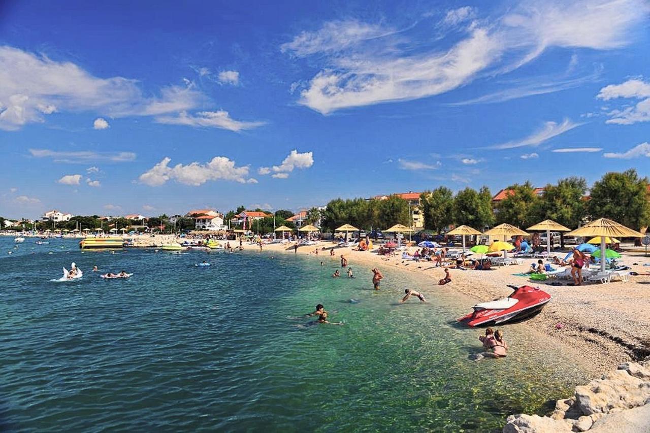 Apartments With A Parking Space Vrsi - Mulo, Zadar - 18849 Экстерьер фото